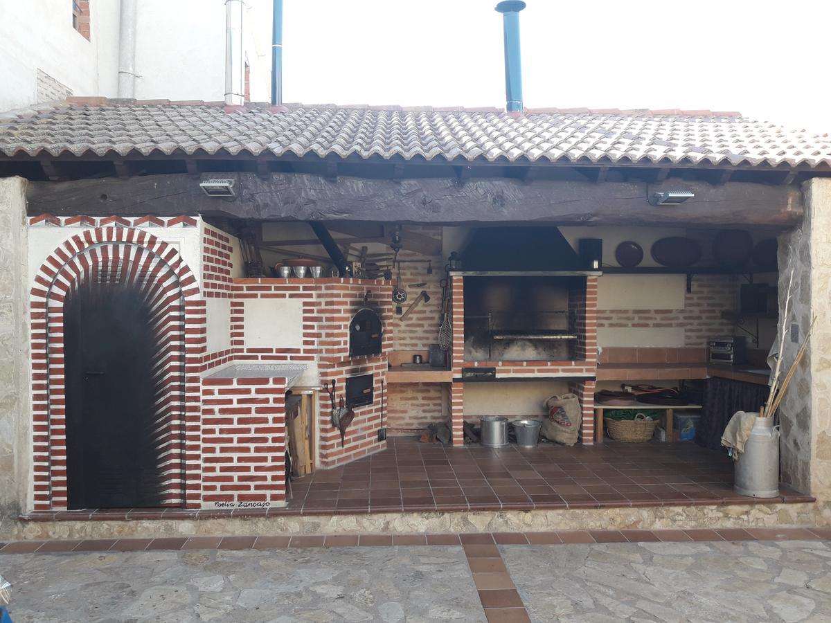 Casa Rural La Casa De Las Manuelas Horcajo de las Torres Ngoại thất bức ảnh
